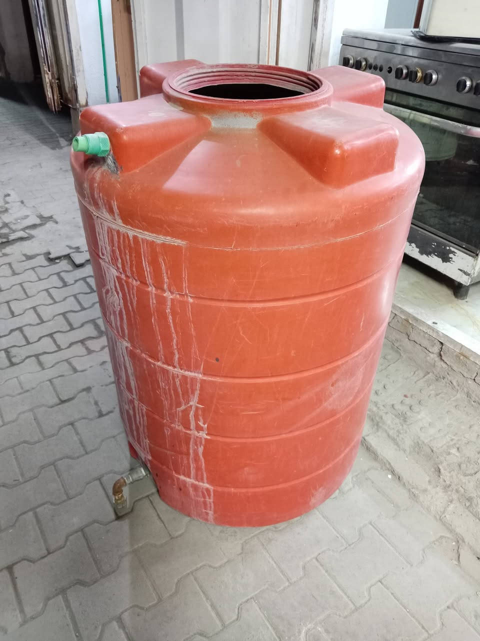 غراض للبيع عنواني لمحل ثاني شارع مقيم مقام صراي قرب مكتبه مهندس حيدر
المكان قرب مستوصف المحمودية مَقابل مستشفى الأسنان الصحي
ثاني محل 
***********
***********
