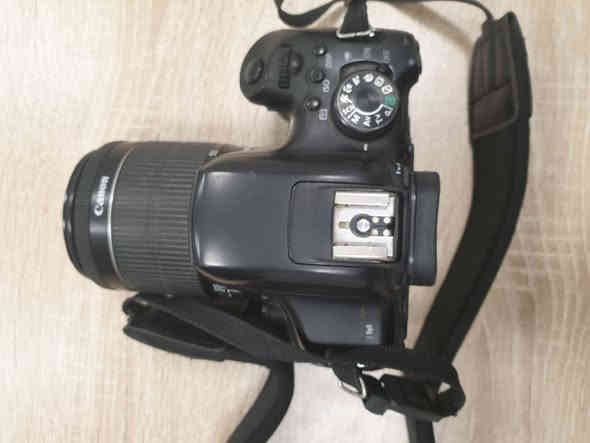 كامره كانون D750
ملحقاته 
بدي 
عدسة 18.55
بطاريات عدد 2 
شاحنه مزدوجة 
حزام كتف 
جنطة هدية 
التوصيل مجاني 
مكاني / بابل 
للإستفسار والاتصال 
***********
