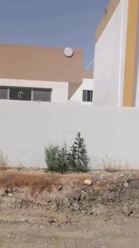 للبيع قطعه ١٠٠ متر طابو زراعي سند ٢٥ إقرار محكمه من صاحب السند الواجهه ٥ ونص ونزال الموقع العطيشي حي عصام  خدمات كامله السعر ١٦ مليون مجال بسيط للشراي للاستفسار اتصال على الرقم ***********
ابو محمد المسعودي

