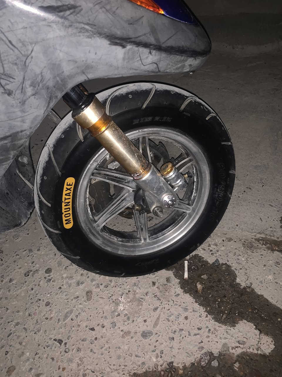 سلام عليكم ماكس عدله للبيع دراجه مكينه بلاد مملعوب بيه جيب الف فيتر وفحص بيه تزويد خارجي فقط 

صدر جمسي اصلي🧡
دبل خلفي بطل اصلي🧡
فج وفلنجه اصليات🖤
وياله نجمه اصليه 🩶
صالنصه تتمارك اصليه 🩶
شيال ار جي اس اصلي 🩶
كلجات رياضي 💙
قطره دهن اصليه 🧡
اشاير اربع ولفات 🧡
دراجه تاكل شارع اكل 
مكاني بغداد الدوره ابو دشير 
رقمي ***********
