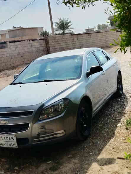 السلام عليكم 
ماليبو 2011 للبيع نضيفة جداً 👍
السعر مناسب ( ٧٩ ورقة وبيها مجال)🔥
مواصفات معروفه
محرك ٢.٤ المرغوب 
ضرر قطعتين باب السكن والامامي والسكن الخلفي 
السيارة جاهزة من كلشي 
مكان السيارة كركوك الحويجة
للاتصال ***********
*********** الحويقة
