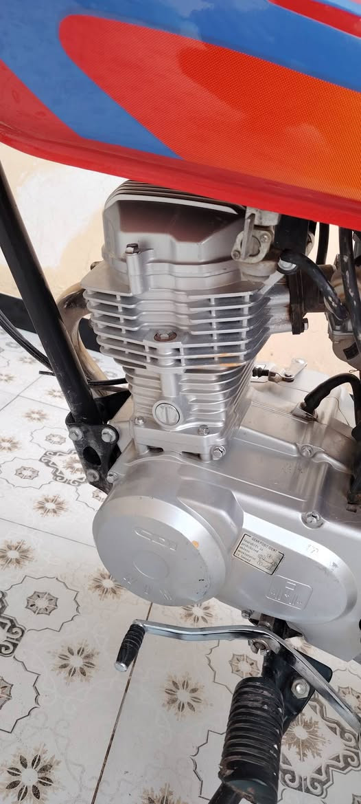 سلام عليكم.
ماطور نامه للبيع موديل 25 أوراق اوصوليه (4 ورقات)

 مكفول من محرك من كهربائيات كلشي فوول شغل واطلع

السعر 675 الف 
العنوان ديالى مندلي

للاستفسار اكثر راسل وتدلل


**إذا كنت صاحب هذا الإعلان وتريد حذفه لأي سبب، رجاءا أرسل رسالة إلى الدعم الفني**