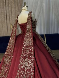 بدلة حنة • للإيجار • ماروني