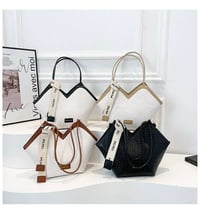 رابط تيليجرام • بدون تفاصيل