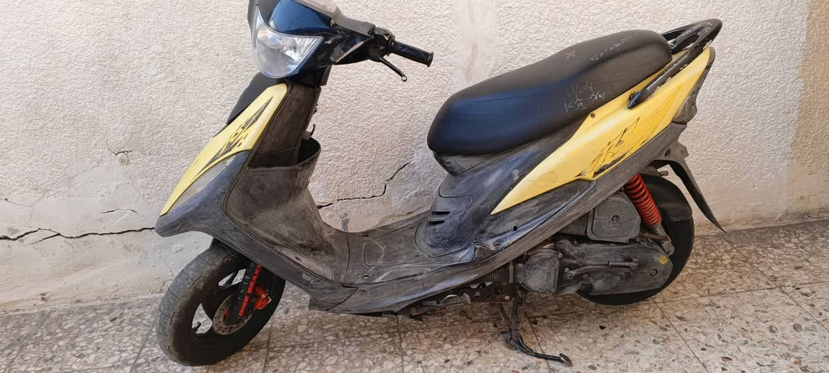 للبيع  *********** واتساب نكره سلف دراجه خير من الله بيهة كابريتر تجاري وسلف تجاري فقط   ولصدر واكف حته ما اتعبك وتعبني المكينه بلاديه  ممفتوحه ابد 850 وبيهة مجال بسيط

