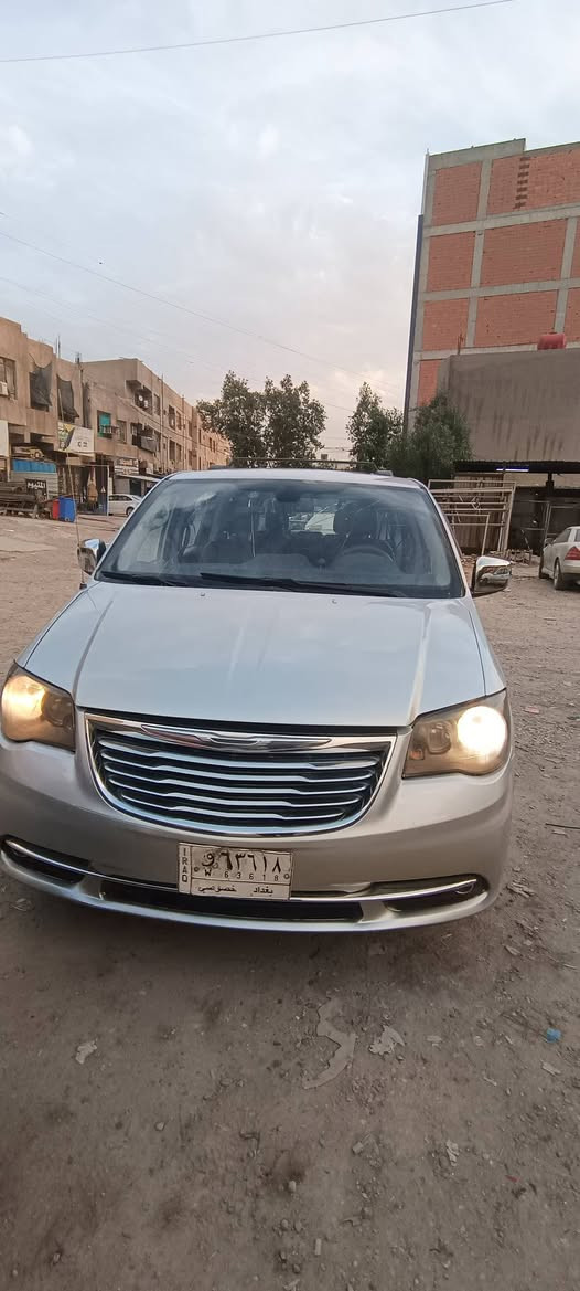 سلام عليكم كرايسلر كرفان موديل 12 فول مواصفات محرك 3600 كير تبديل جدد حادث جاملغ وبنيد بيبان وصندوك كهربائيه سيارة بسمي توحيل ثاني يوم سعر 120 وبي مجال حك جيه شراي اتصل *********** بي واتساب
