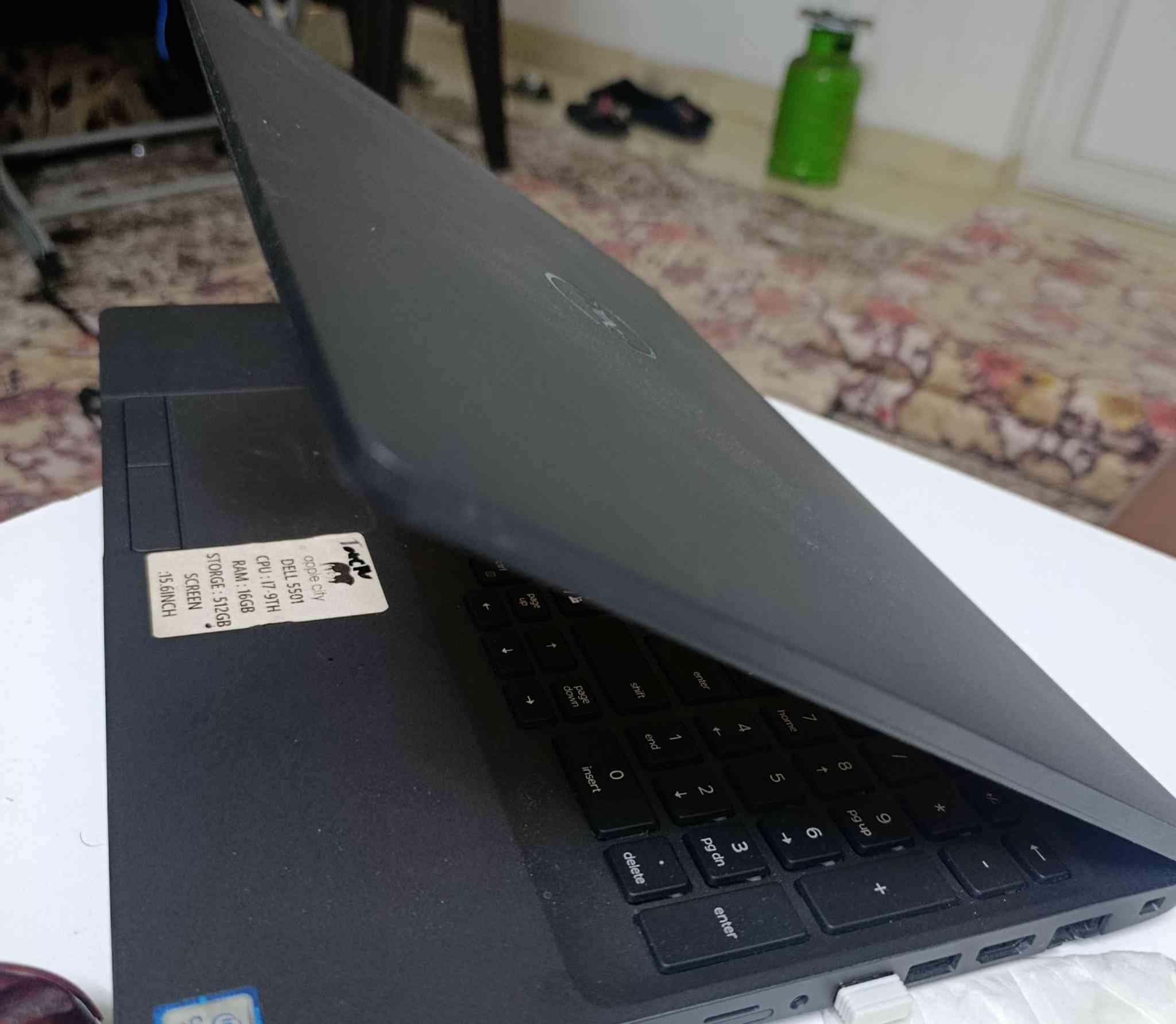 لابتوب DELL للبيع
الجيل التاسع Cor i7 

Ram 16GB

ذاكرة 512 

15,16 INCH

شاشة لمس 

وباقي الوصفات موجودة بالصورة 

للشاري فقط التواصل على الرقم 

***********
