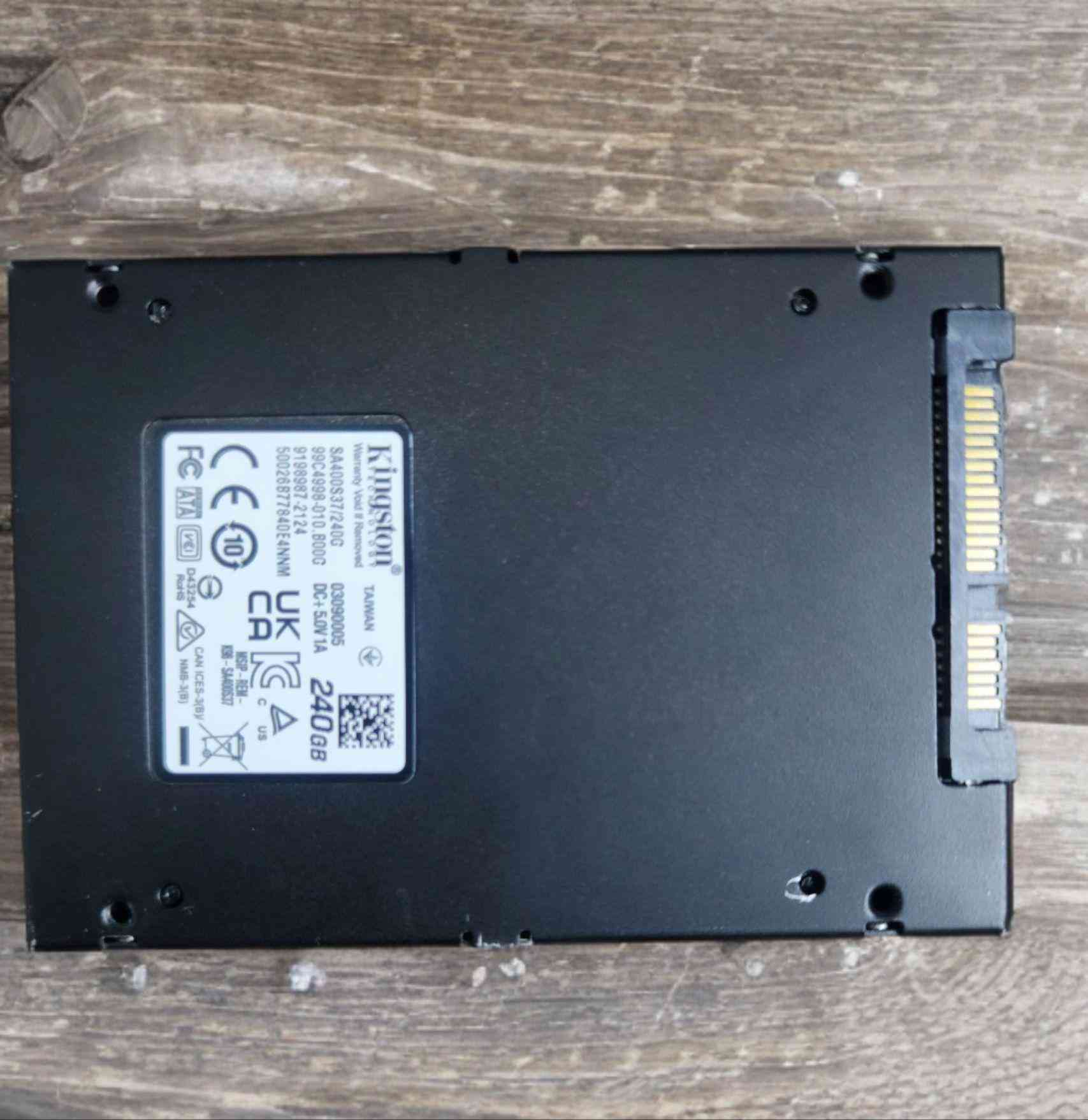 SSD مستخدم قرابة 34 يوم 
سعر 25 الف قفل توصيل 5 بغداد محافظات 6 السليمانية, العراق


**إذا كنت صاحب هذا الإعلان وتريد حذفه لأي سبب، رجاءا أرسل رسالة إلى الدعم الفني**
