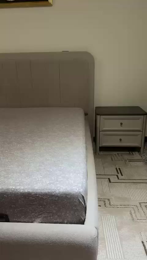 السلام عليكم غرفة تركيه درجة أولى استعمال شهر واحد البيع لغرض السفر سعر الجديدة أربع ملايين ونص 
الغرفة معروضة ب٣ ملايين والميعرف بلنوعيات ليعلق لأن تكون ب٧٠٠ ألف واكو ب١٠ مليون وكلشي بفلوسه


**إذا كنت صاحب هذا الإعلان وتريد حذفه لأي سبب، رجاءا أرسل رسالة إلى الدعم الفني**