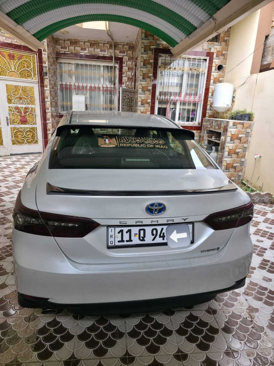 السلام عليكم كامري هايبرد 2023 SE
ماشية 40 الف 
رقم بغداد تحويل ثاني 
حادث خفيف
صور الحادث مرفقة بل منشور
السعر 188
***********
