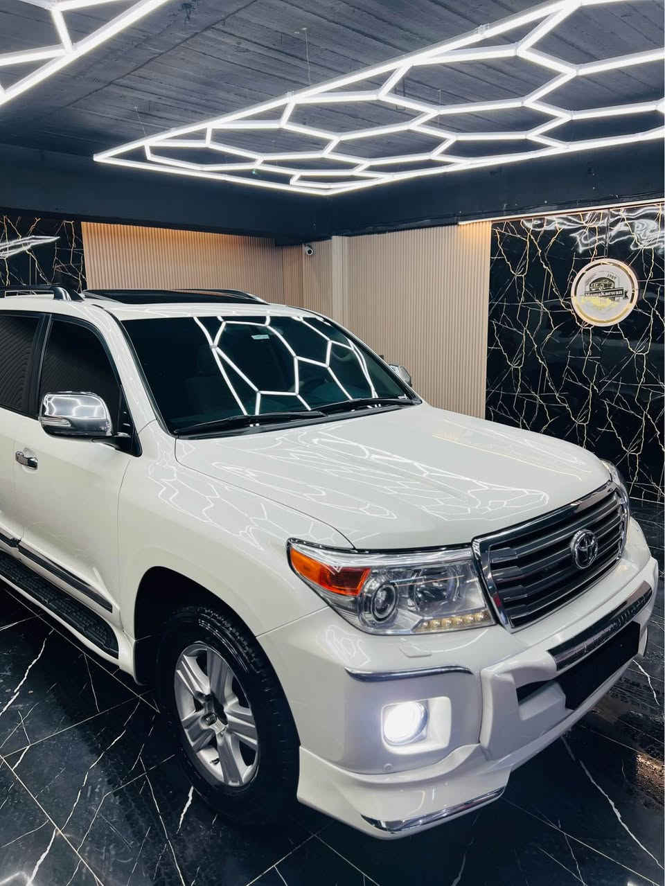 وەنەوشە ٢٠١٢ سفر سفر سفر تاقانە 
2012_GXR_V8 

130KM_Clean📦🥇🪬
***********
***********
نمونەی سەیارە( ١٣٠ هەزار) حەقیقی ڕۆشتوە بەشەرتی دە کۆمپیوتەر سفر نەکراوەتەوە ناو و دەری لۆک  
سەیارەکە (بێ بۆیاخە )نمونەیە 
هەموو شتی لەسەر دەقی شەریکە ماوەتەوە 
تەبرید گێڕ مەکینە ئەکسل تەقەو ڕەقە بەشەرت چوار تایەی( دەنلوپی) نوێی لەسەرە 
مواسەفات gxr فول سەلاجە و مەرکەزی فول فول بەردی ساڵانسای تێدایە هەموو گیانی بەشەرت 
سەیارەی مەعرەز نیە کامل مەسرەفی بە مەزبوتی لێ کراوە پێویست بە وەسف ناکات ( ماڵ دۆستە ) ، بەشەرتی (دوبەی ) .
شوێن ڕانیە
***********
*********** رانية, السليمانية
