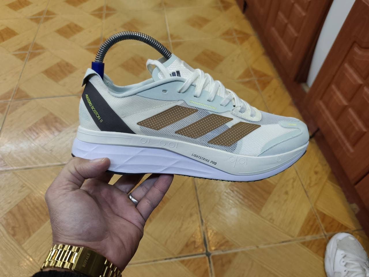 Adidas Adizero Boston 11 
اديداس اديزيرو بوستن 11 اورجنال الاصلي 
وكالة غير مستخدم
لايك وتعليق عالمنشور بيصلك تفاصيل


**إذا كنت صاحب هذا الإعلان وتريد حذفه لأي سبب، رجاءا أرسل رسالة إلى الدعم الفني**