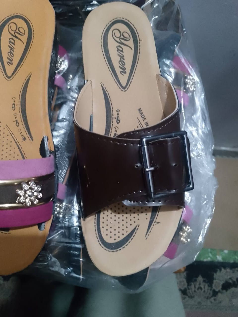 العدد 1400 زوج. نخب اول نسائي. تركي.  120 درزن.   السعر.  20 الف.   للدرزن.       الموقع.  البياع.     للمعلومات ماسنجر


**إذا كنت صاحب هذا الإعلان وتريد حذفه لأي سبب، رجاءا أرسل رسالة إلى الدعم الفني**