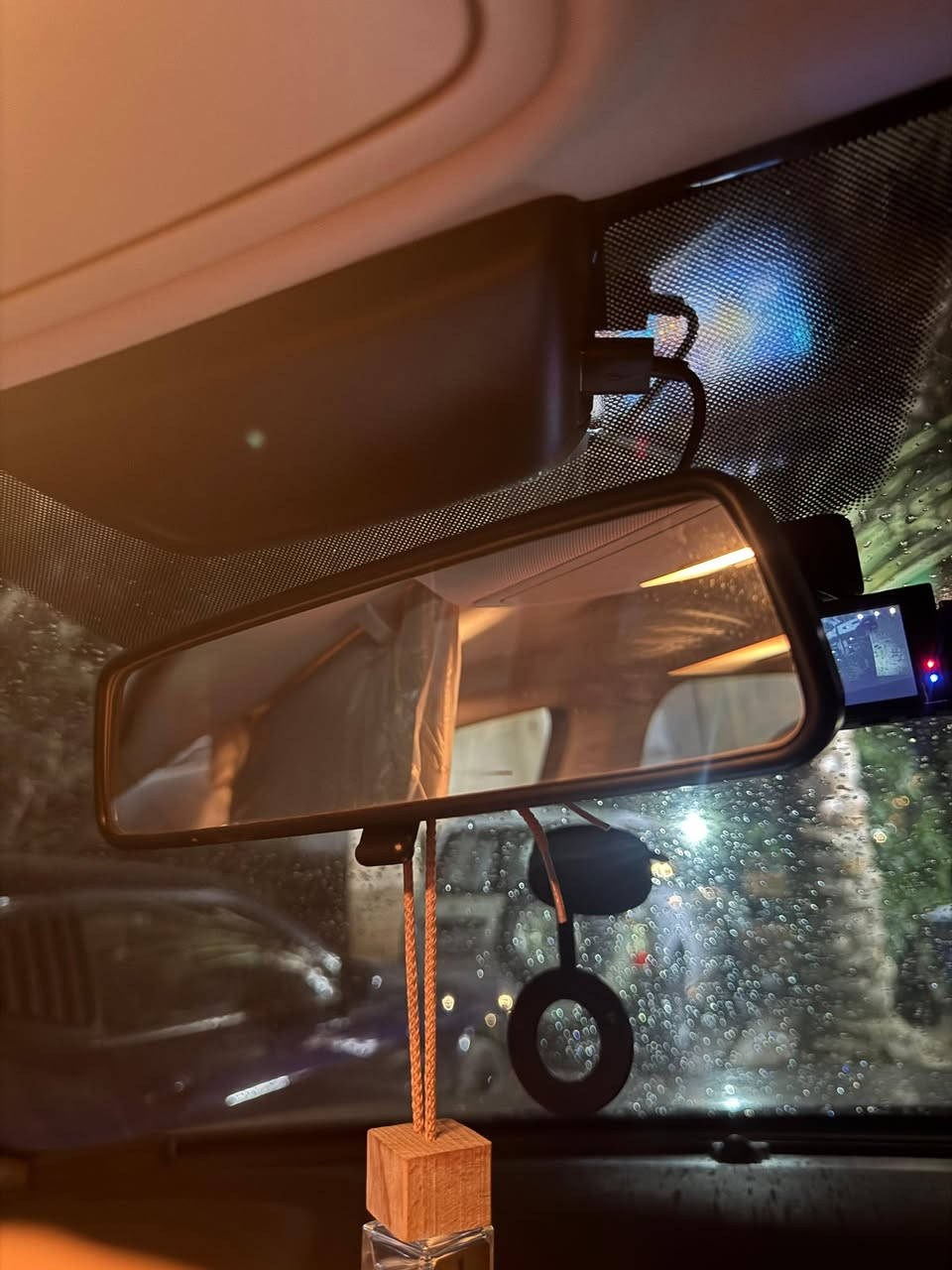 ‏🚘 MG5 Luxury 2024 – أعلى فئة 🚘

📍 بغداد / حي الجهاد

 • ماشية:54 الف 

 • رقم: بغداد

 • فول مواصفات ✅

✨ المواصفات:

 • لايت عدسة زنون أبيض

 • كروز كنترول (مثبت سرعة)

 • حساسات تاير عدد 4

 • شاشة كبيرة أصلية + أندرويد أوتو + أبل كار بلاي

 • حاكيه موبايل

 • كشنات جلد كريمي كهرباء + تدفئة

 • كاميرات 4 / 360°

 • فتحة سقف

 • بصمة تشغيل + بصمة أبواب + صندوق بصمة

 • دخول ذكي

 • تحكم ستيرن جهتين

 • 4 جام كهرباء

 • إشاير بالمرايات + مري شفط + إشارة ترحيب

 • أوتو هولد + سايد بريك كهربائي

 • مكينة 1500 تنفس طبيعي

 • كير 8 نمر

 • ويل كروم بلادي

📌 السيارة على وضع الشركة، بالضمان وجميع الصيانات مسويهن
السيارة كلش نظيفة وجاهزة ملاحضات جدا بسيطة 

💰 السعر خاص

📞 للاستفسار ***********
