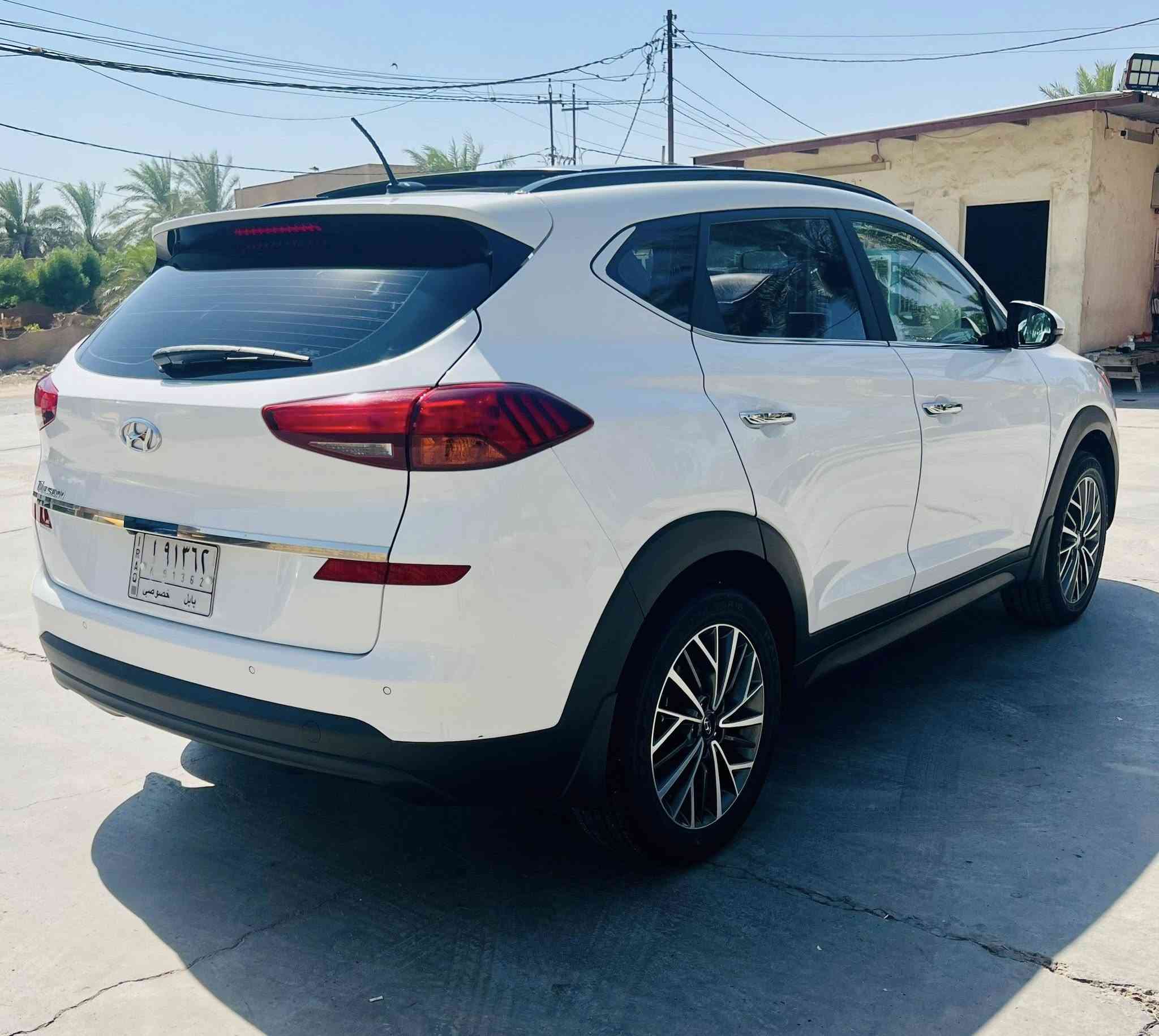 سلام عليكم توسان 2020 فول موصفات مكفوله من الصبغ عده مكانين بارد صغار  موجود ماشيه ٤١ الف موصفات جلد كراسي ٢ كهرباء كامره حساس بانوراما رقم بابل الجديد كير محرك مكفول 
مكانها بابل  /205  وبيها مجال 
***********
