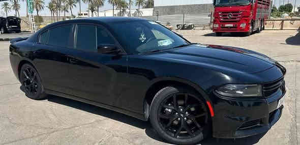 دوج جارجر SXT 
الموديل :2022
المحرك : 3600 .V6 .
العداد : ( 82.000mi)
الرقم : دهوك 
اللون : اسود
ويل 20
محرك كير واير بشرط مامفتوح 
سيارة كلين حيل نظيفة كلشي عل بلاد جديد 
سنوية هزة كلشي جديد مدفوع لـ
باسمي السنوية بشرط تحويل وغرامـة
سيارة مابيـها دينار مصرف كامل من كل نواحي البچم كبس بيها شبر يم فتحة البنزين .
السعر 248 وبي مجال 
مكاني الانبار الرمادي ***********.                  
‭0780 077 1995.                           .
