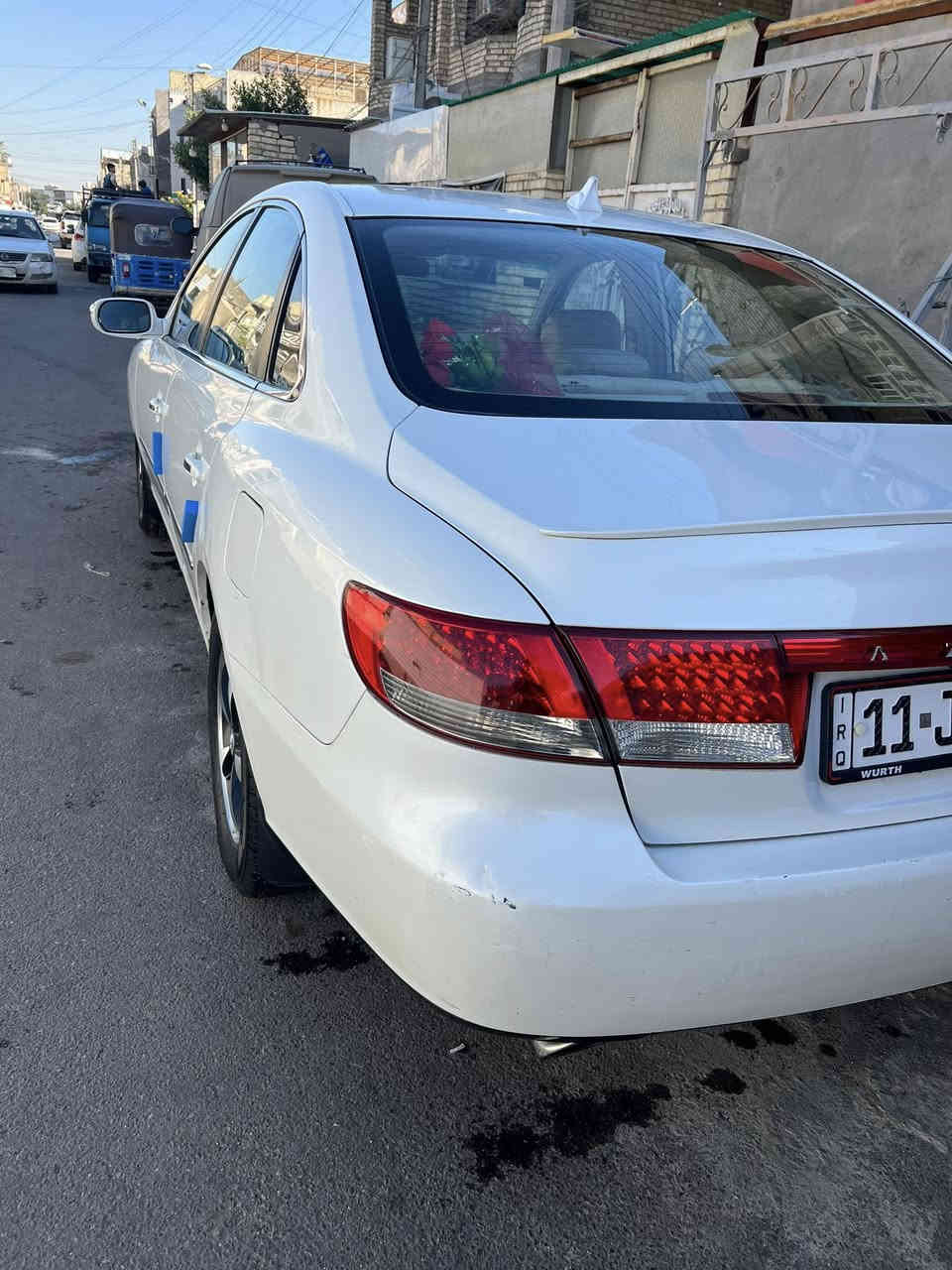 سلام عليكم ازيرا موديل 2008 خليجي محرك 2700 المرغوب فتحت سقف مري كهرباء
محرك وكير خير من الله مثبت سرعه  تخم تايرات جديد تدفئه تبريد كله شغال سياره مناقصها شي
بأسمي سنويه لل 2029 سعرها 120 وبيها مجال شي قليل عنواني بغداد حي العامل ***********
ملاحظه السياره بيها بارد بالبدي صبغ فقط دعاميه الاماميه بس
