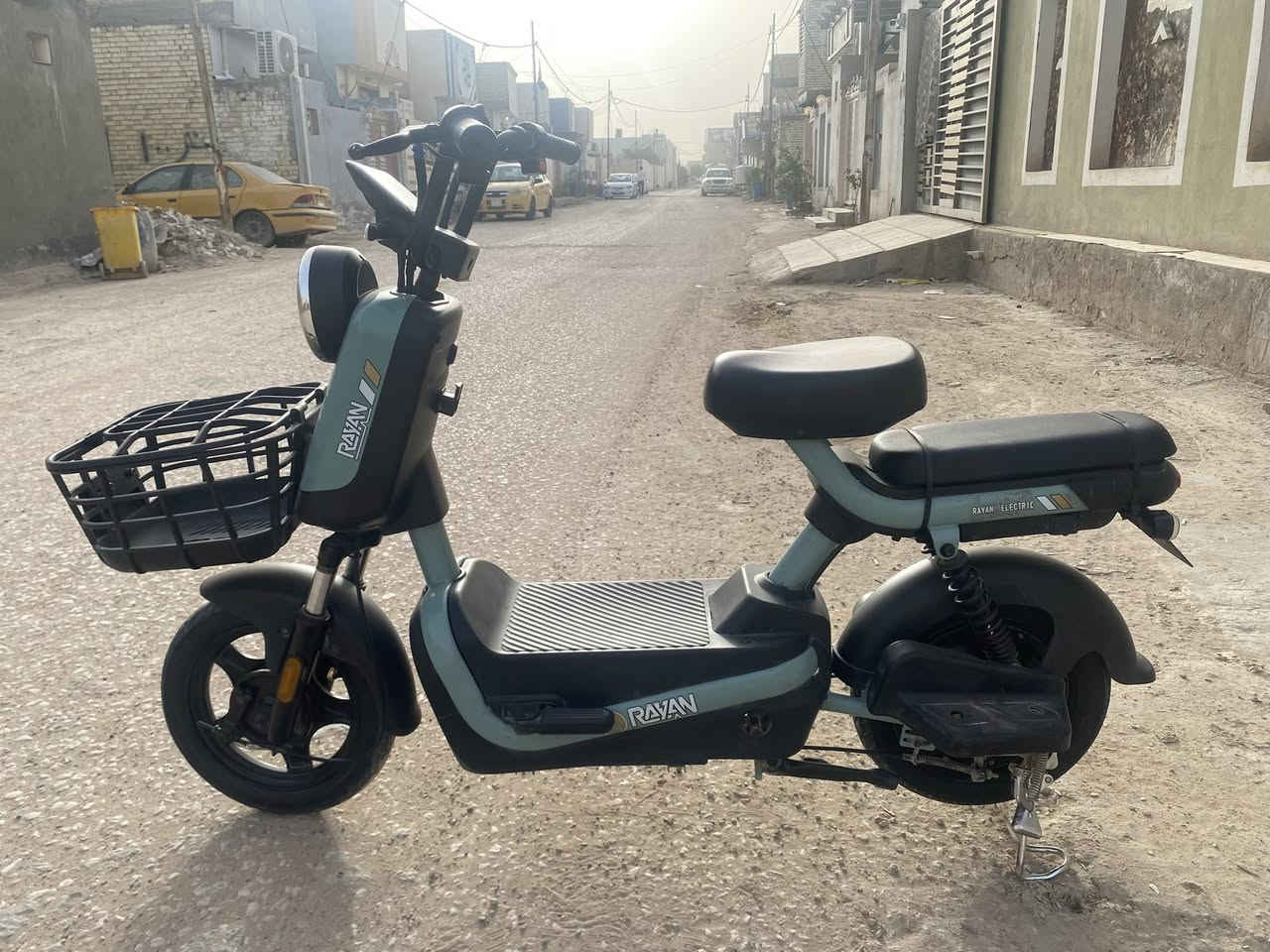 دراجة شحن جديد كلش و نضيفة
كلشي يشتغل بيها 

بصمة و سويج موجودات 

و كل عراضها موجودات 

سرعتها ٤٠حقيقي 

 بريكات امامي و خلفي شغلات 

أشاير يمين يسار شغلات 

شاشة ايباد 
بطاريات أصليات ياباني 

تمشيك ٢٠كيلو متر بل شحن 

شاحنتها موجودة 

سعرها ٢٥٠الف

 

مكان النجف شارع مطار 

للاستفسار واتساب ***********
