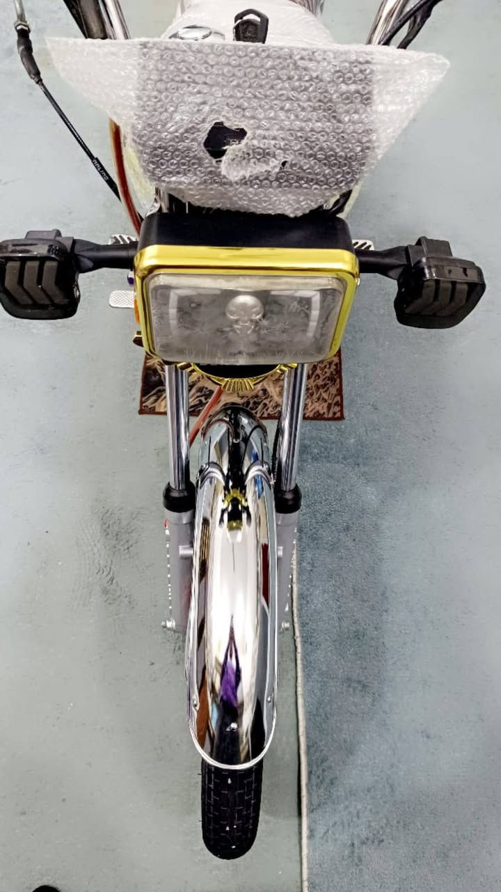 السلام عليكم دراجه لبيع تايكر مويل 2025 المحرك كافله عامه كهربائيات كله شغاله اوراق اصولي وهذن الصور قديمات السعر 650 وبيه مجال الرقم ***********
