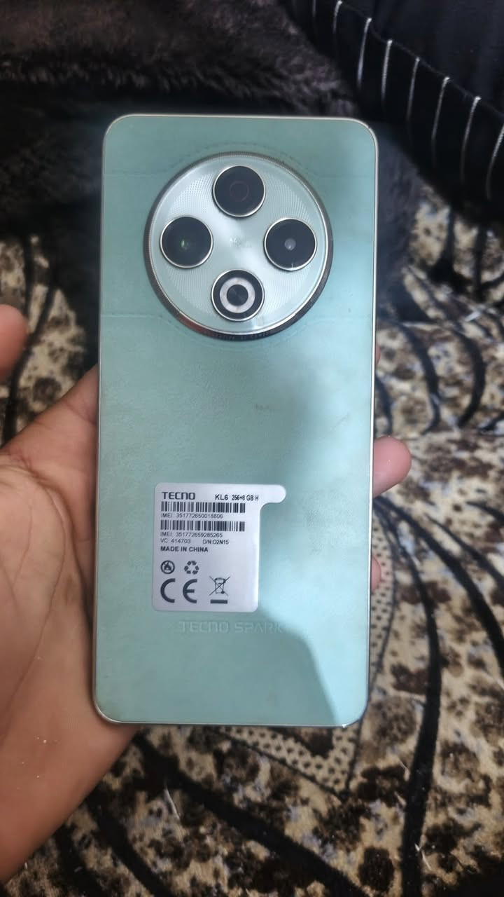 سلام عليكم جهاز للبيع TECNO SPARK السعر 180 رقم ***********

