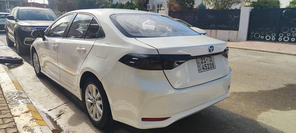 تۆیۆتا کرۆلای هایبرێد مۆدێل 2024تەنها 31000 کیلۆمەتر ڕۆشتوە سنوقی بۆیاغە چاملغی دوای سایەق ساردی هەیە تۆزێک ناوی گردوە بەسناوی بۆیاغی نیە تەنها ڕاکێشراوە هەمو گیانی بەشەرت سعری 137  گەڵاو مەعامەلەیەکی کەم بۆ پەیوەندی کردن.  ***********. السليمانية, العراق
