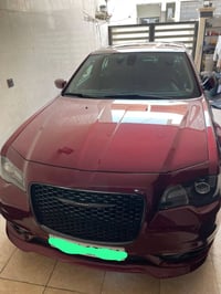 اوباما موديل ٢٣ AWD ماشية ١٢ الف ميل حادث بسيط فقط جالمغ امامي مبدل بل...