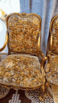 السلام عليكم / للبيع 4 كراسي دمياطي مصري سعر الكرسي 50ألف سعر نهائي توصيل لباب بيتك بيع مستعجل ***********
