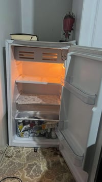 ثلاجة • مستخدم ٦ شهور