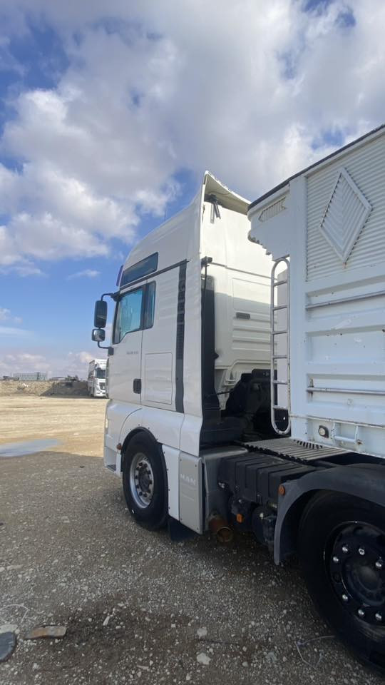 سيارة للبيع اي استفسار يتصل على هاي رقم ***********
