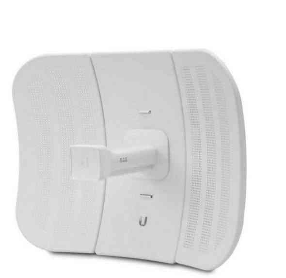 رواتر مع برج كامل مكمل مع كيبلات جيب وشد فقط مستعمل طبعا سعرة 75 بيه مجال للشراي فقط  عنواني موصل ناحية برطلة شراي خابر على الرقم ***********
