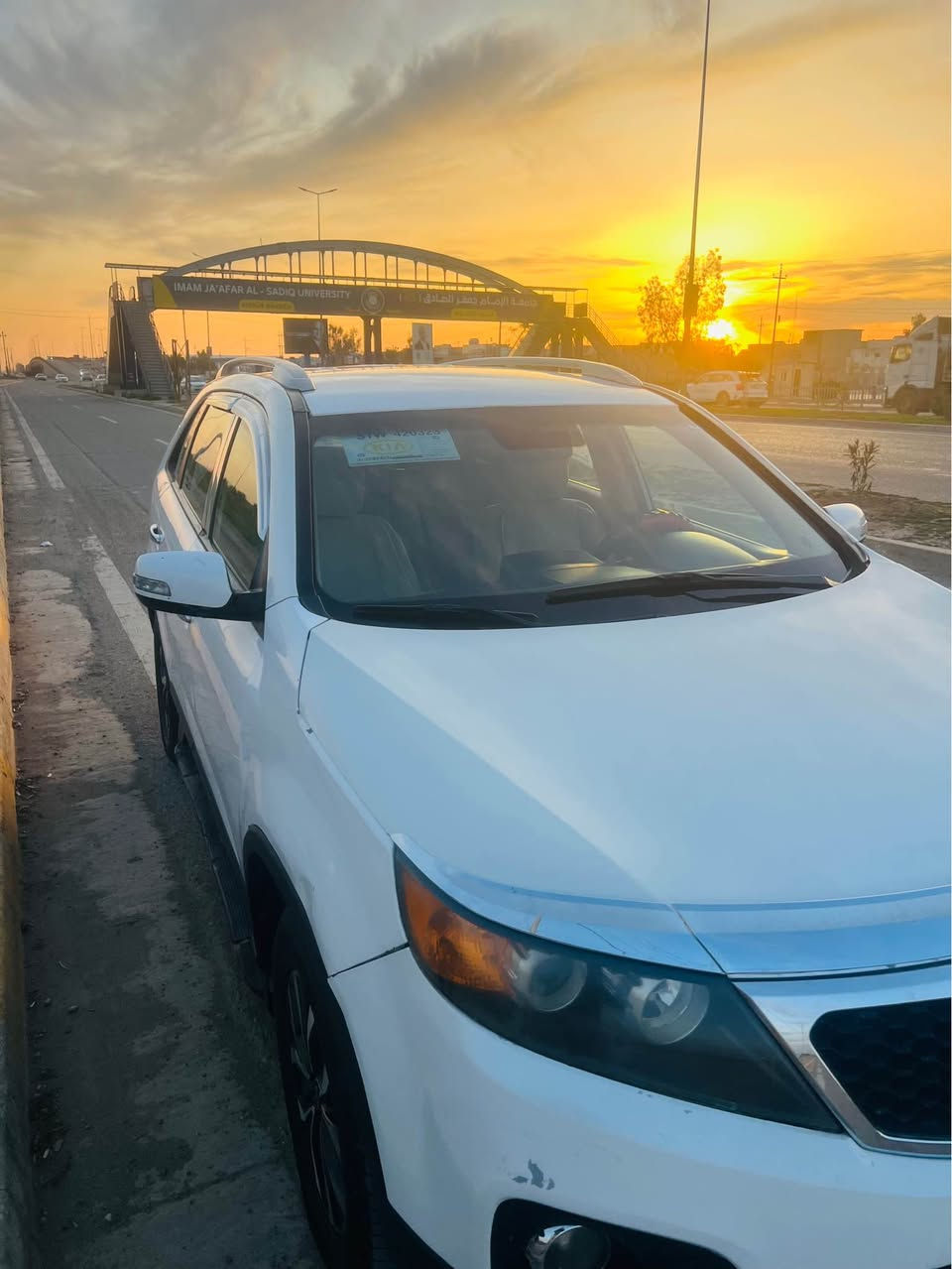 السلام عليكم سورنتو2011بيها اربع قطع صبغ بدون دواخل بيها شي قليل حيل المكينه بيها صرف شويه تبريد ثلج تايرات جدد صدر جديد سياره جاهزه رقم ديالى بسمي شرط التحويل والوكاله مكان كركوك السعر 109وبيها مجال *********** Singapore
