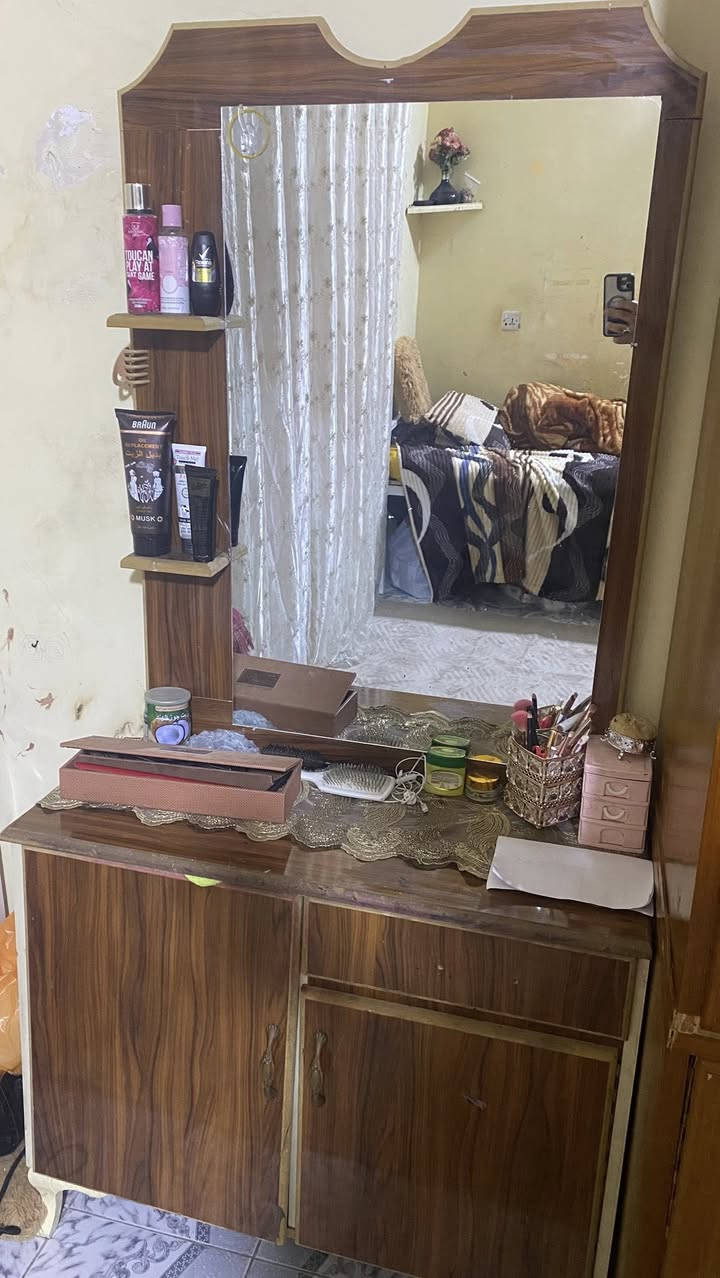 لبيع ميز تواليت نضيف مثل ماواضح كدام العين سعرة ٤٠ الف وبي مجال بسيط مكاني كركوك


**إذا كنت صاحب هذا الإعلان وتريد حذفه لأي سبب، رجاءا أرسل رسالة إلى الدعم الفني**