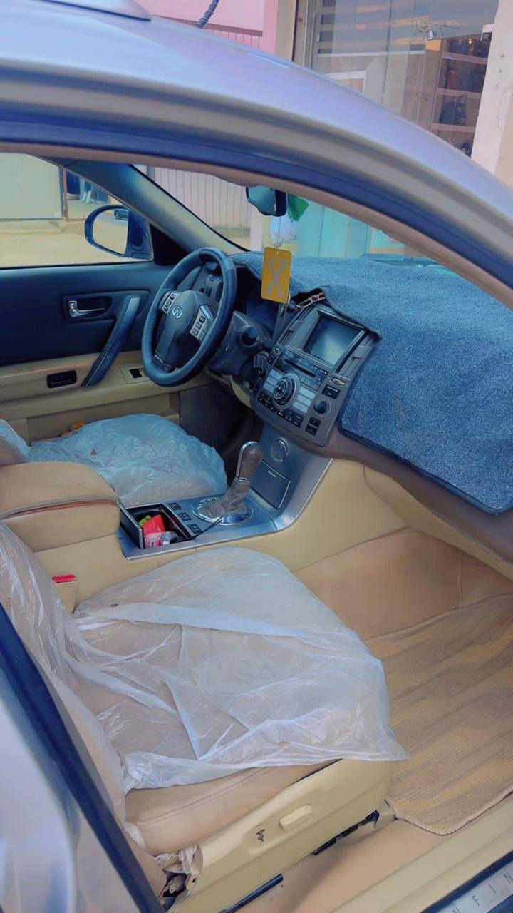 السلام عليكم
نيسان انفنتي ياباني اصل 2007 وارد خليجي فول مواصفات فتحه سقف 
تحكم ستيرن دمام 
شاشه كاميرا حساس أمام خلفي 
كشنات جلد تدفئه تبريد كشنات 
خزن كشنات 
بصمه أبواب وصندوق شفط 
مري شفط سياره عليه ادامه كامله محرك رقم سليمانيه بأسم عربي سنويه لل26 مكانه بابل الحله السعر70 وبيها  مجال
***********
***********
