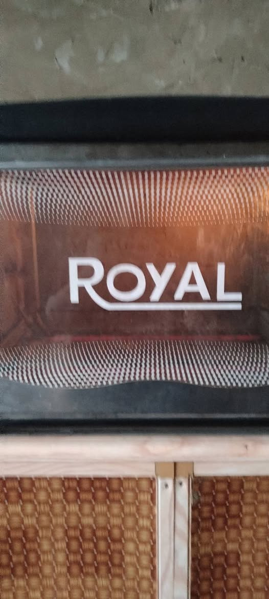 اوفن ماركة رويال سعره ٥٠ ومكنسة سلفر اكرست ٢٥  مكاني شهداء العبيدي


**إذا كنت صاحب هذا الإعلان وتريد حذفه لأي سبب، رجاءا أرسل رسالة إلى الدعم الفني**