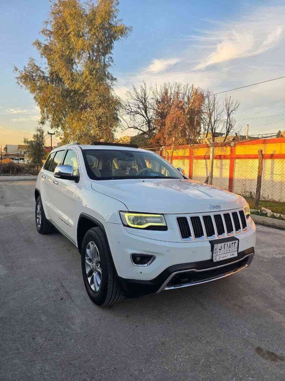 سيارة جيب لمتد فول مواصفات
الموديل 2014 وارد خليجي 

بدون ضرر السياره كلين ماشيه 250 الف 

بيها مكانات بارد موضح باالصور مالسونار 

السياره فول مواصفات كما موضح بالصور 

السياره مال بيت مال جناي 

السعر 218 ورقه 

شرط تحويل 
مكان السياره موصل 

للاستفسار اكثر اتصل على الرقم التالي 

***********
