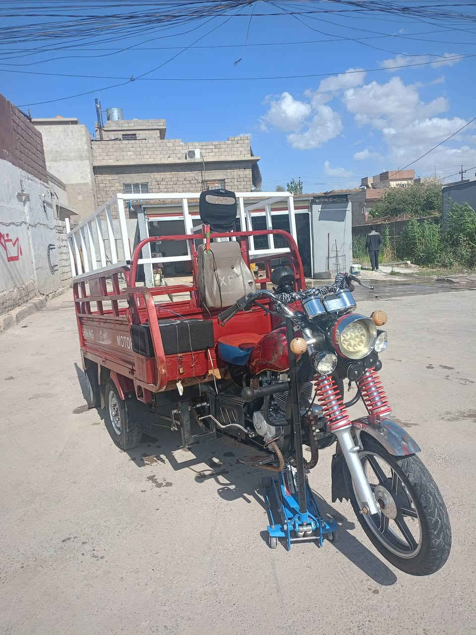 السلام عليكم ستوته موديل 2021محرك2021وايرمنيه شغاله سلف شغال زوج تايرات خط ابيض جدد الشاصي شرط ما بي قطره لحيم ستوده نضيفه حيل كلجات مبدل جديده منفيس موجود ابو الباركود مال شركه شرط:السعر: 1750 بلا زحمه ما تشتري لا تتعبني العنوان موصل الايسر حي الانتصار شارع30يم اسواق حسام الرقم: ‪‬‏الكورك فقط واتساب: *********** ولخاص مفتوح: ‏‪***********‬‏ الاسيا شغال
