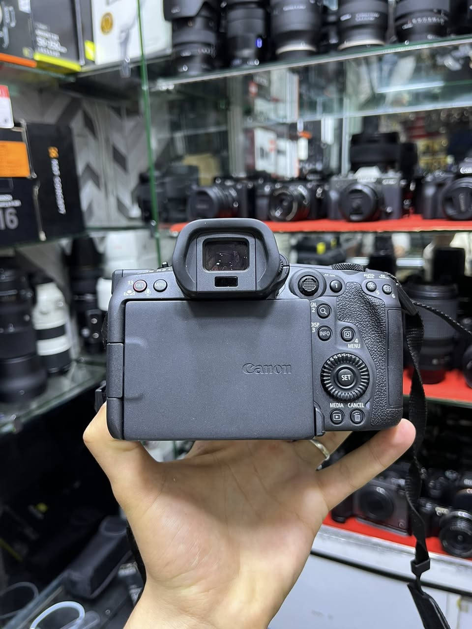 📌


**إذا كنت صاحب هذا الإعلان وتريد حذفه لأي سبب، رجاءا أرسل رسالة إلى الدعم الفني**