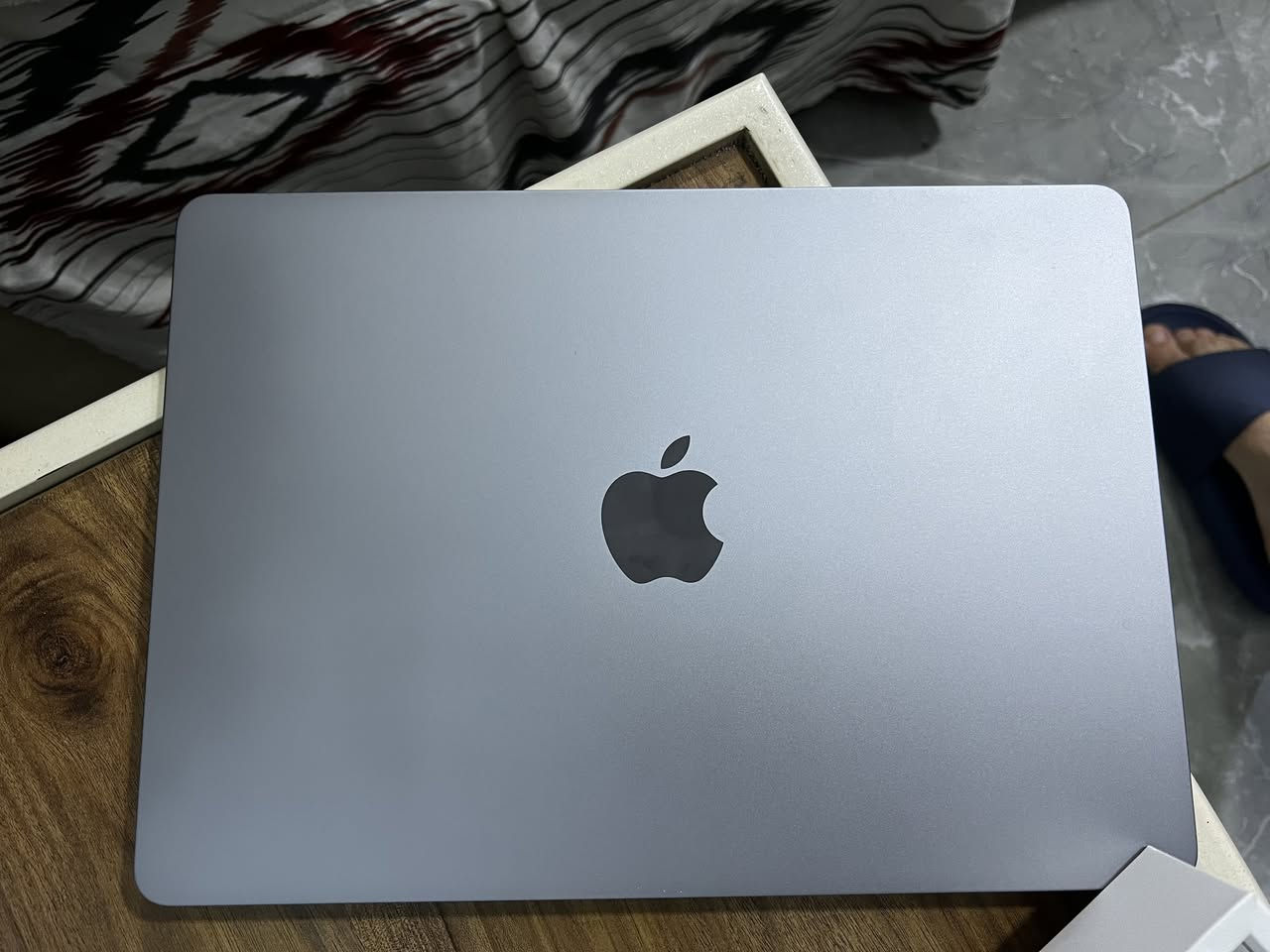 السلام عليكم 

Macbook Air M2 

English Keyboard 

13.3 inch 

16 gb RAM 

255 gb storage / Sliver color 

93 %  battery


**إذا كنت صاحب هذا الإعلان وتريد حذفه لأي سبب، رجاءا أرسل رسالة إلى الدعم الفني**