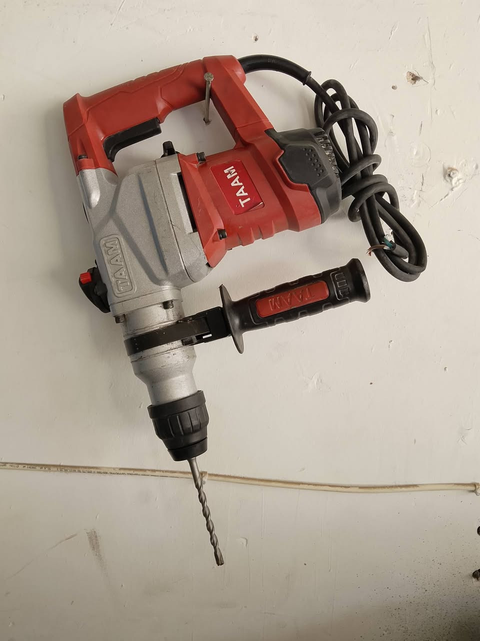 السلام عليكم. 
الاسعار والتفاصيل مذكوره داخل الصور 
شرط كلهن أخو الجديد وشرط الفحص قبل الإستلام 
يوجد توصيل لكفافه محافظات العراق وبغداد 5 آلاف 
*********** يوجد واتساب
