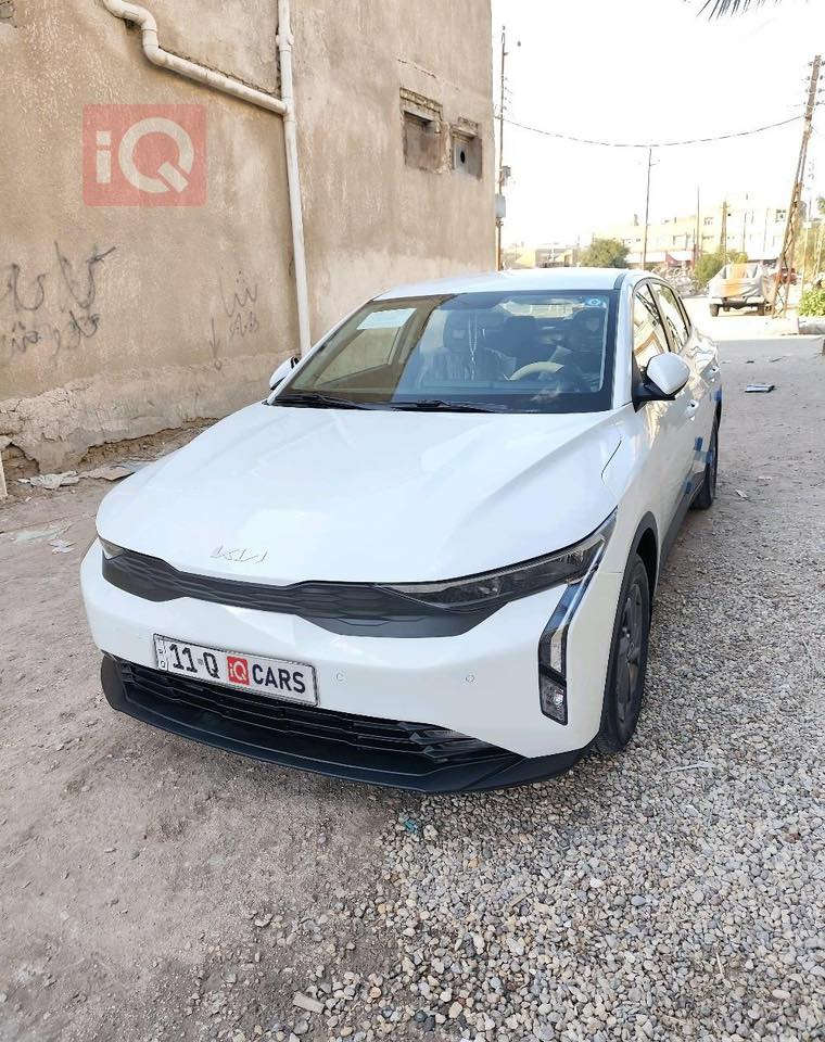 K3 
مواصفات خليجية 
تبريد قطعتين ثلج 
السيارة ماشيه 23  بعده زيرو 
الكير At  والمحرك 1600
السعر 155 
للاستفسار مراسلة الرقم
 ***********
