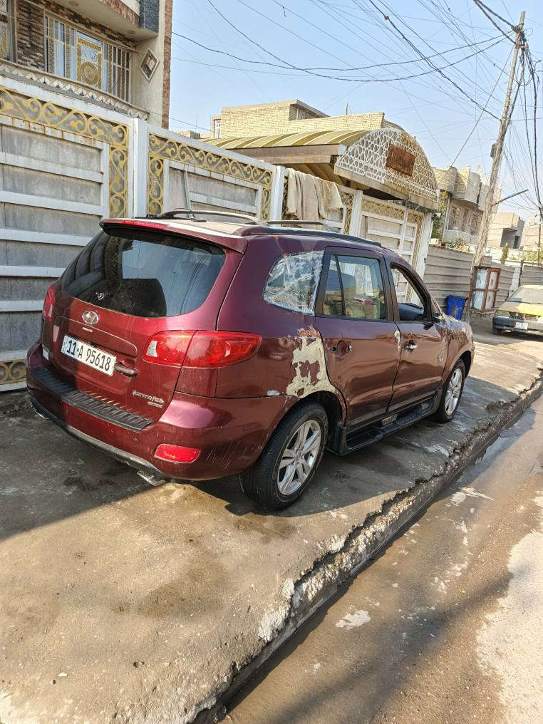 سلام عليكم للبيع سنتافيا 2009
رقم ((بغداد)) إنكليزي 
 وكير ومكينه جدد مكينه (6) 
سياره شغالة وتمشي سياره فووول 
تباع ع حادثها 
 مكان بغداد العبيدي
 ‏‪***********‬‏ بغداد, العراق
