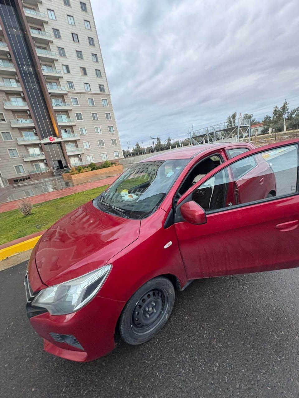 Mitsubishi Mirage model 2021
ميتسيوبوشي ميراج موديل ٢٠٢١
بونيت و جاملخ صبخ بدون دواخل 
ارباك بس ستيرن سيستم
مواصفات 
شاشه 
كاميرا 
تحكم ستيرن 
ليد
رادار
بلوتوث 
گير محرك بشرط 
محرك ١٢٠٠ الف . ثلاثة سلندر 
سعر ٩٥$ و مجال انشاء الله 
مكان سيارة اربيل 
رقم تلفون 📞 
***********
*********** أربيل, العراق
