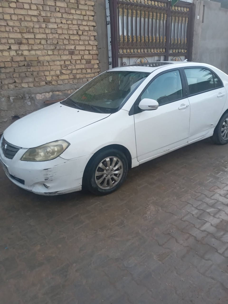 السلام عليكم موديل ٢٠١٤ بدون ضربه بلاديه بيه شويه خياسات مالك اني اخوان محورله كير كورله مكينه بلادي اي تبخير مابيهه  جديده السعر ٤٠ وبيه مجال للتصال *********** مرحبا
