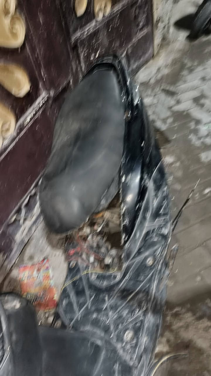 السلام عليكم ورحمة الله وبركاته دراجه 140 ماكس ثعلب دراجه جانت شغاله وكامت ونزلت مكينه وفتحته وعفته سويت الرايمر ب وبدلت ولفات يعني صار الكور 1/1 بقت بس بوشه وبتسم والتهيت بـ المدرسة وما سويته بعد جانت شغاله كهرباءيات كيج بانزين عداد سرعع لايت بس المكينه نزلته وما شديته دراجه اغراضه كله كامله ماكو نقص بوشه وبتسم مابيهن شي اذا تريد كصهن اني ردت اجيب جدد بس بعد ماكدرت قيم واخذ جماعت ال100 مابيع
العنوان بغداد مدينة الصدرر قطاع, 78 اغراض كامله دراجه نقص تجفيت🌷رقم, *********** مابي واتساب
