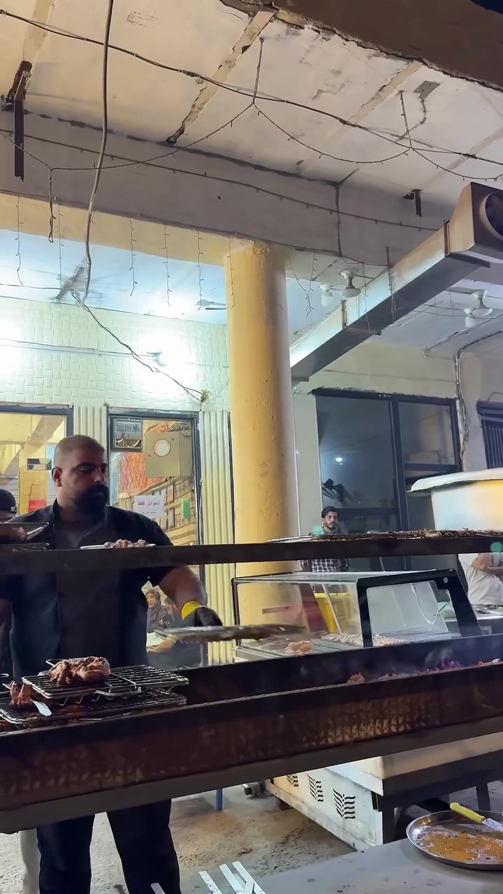 �

لا تفوّتكم عروضنه الخاصة، طعم أصلي وشوي عالفحم ومقبلات تكفي الكل 😋🍢

🥩 صينية الـ 15 ألف
🥩 صينية الـ 20 ألف
🥩 صينية الـ 30 ألف

كلها محضرة بأجود اللحوم والطعم اللي تعرفوه من مشويات عمي علي ❤️

📍 حلة - شارع الجبل
📞 ***********

تعال وجرب العرض اللي يناسبك وخلي الطعم يحچي عن نفسه 🔥
