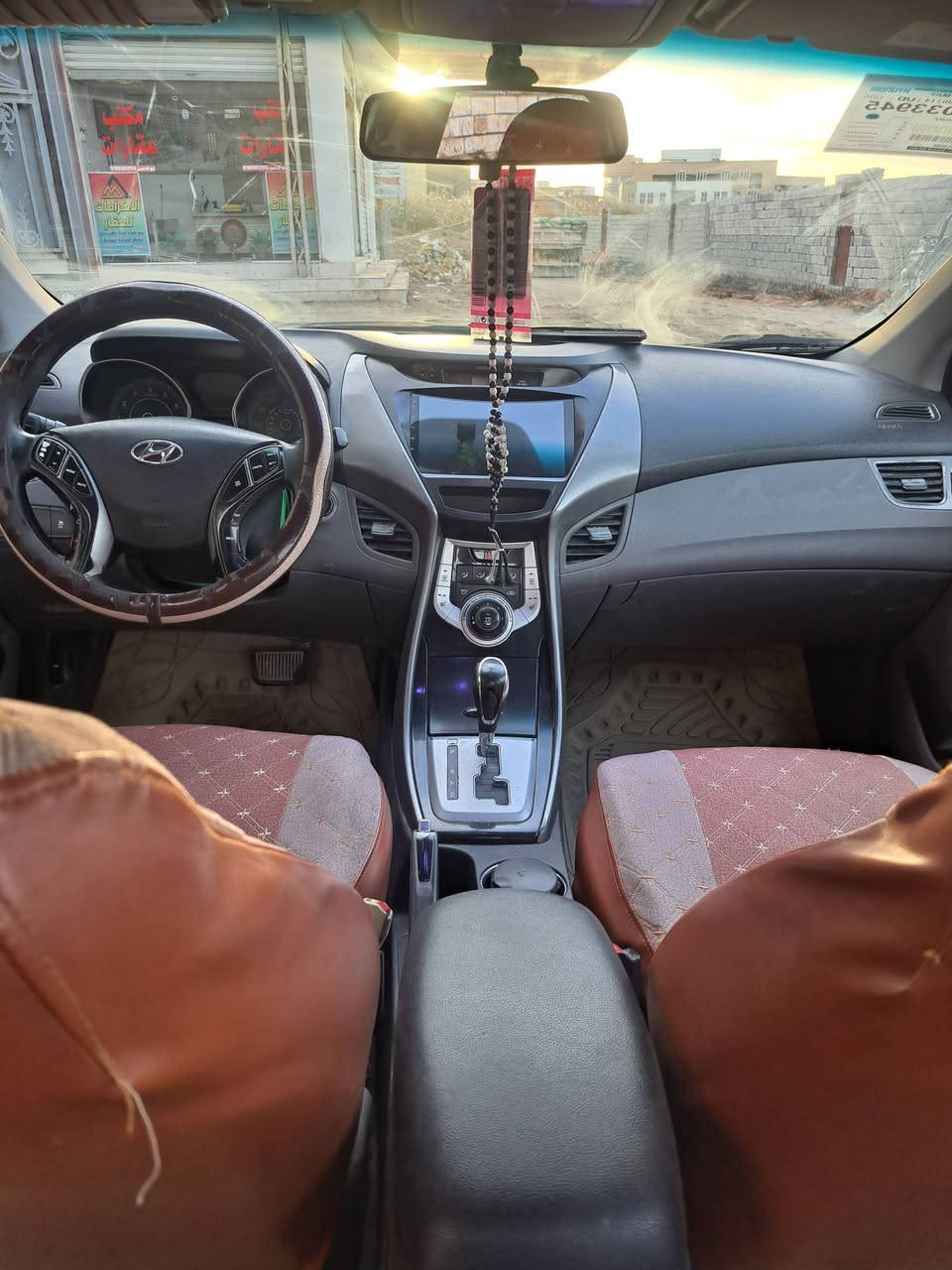 السلام عليكم النترا ٢٠١٢ وارد امريكي مبدل بنيد وجاملغ فقط الباقي ليبل واحد مكينه ١٨٠٠ فول مواصفات تخم تاير السياره خير من الله رقم انكليزي سنويه لل٢٨ مالكه يريد مداور السعر ١١٠ وبيه مجال الديوانية حولي ام الخيل ***********
