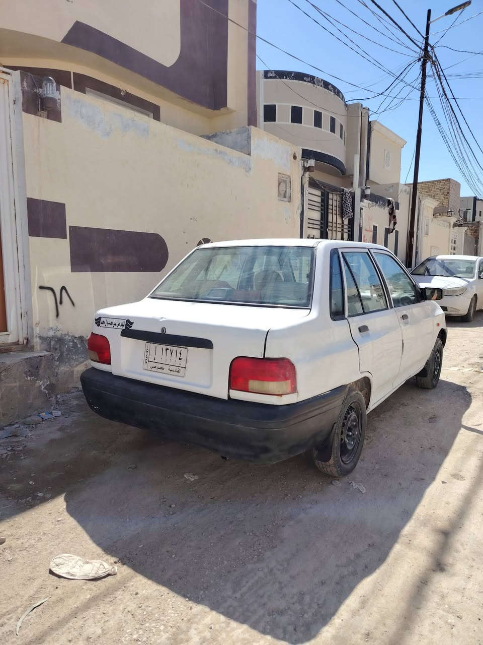 سلام عليكم سايبه البيع مديل 2012) (رقم قادسيه) سنويه الحد29)  مكفوله من الضربه مكينه وكير مال بريد نضاف) اريدها 30 وبيها مجال قليل قليل مكاني نجف حي النداء رقم الهاتف (***********)
