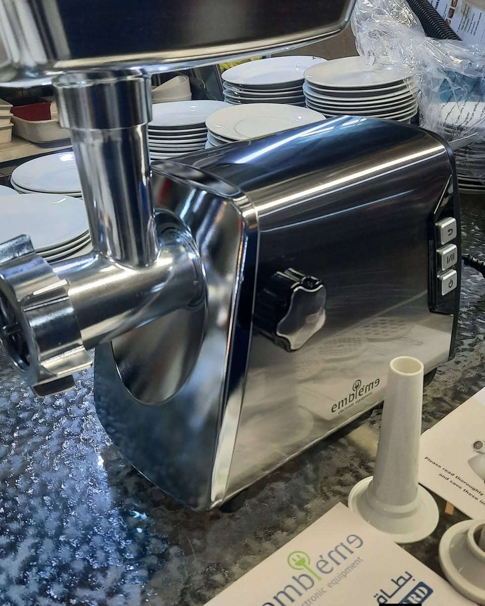 ضمان سنه حقيقي وصل مختوم 
مكينه ثرم أمبليوم ذات جوده عاليه 
ماركه امبليوم نوعيه ممتازه جدا 
2000واط حقيقي 
مع كامل ملحقاته 
جديد غير مستخدم 
مو بس هيج صار
توصيل مجاني لكافة العراق لباب البيت إذ 
مو اصلي ودرجه اولى لا تستلمه
للحجز والاستفسار مراسلة الصفحه او على الرقم التالي 
*********** واتساب
