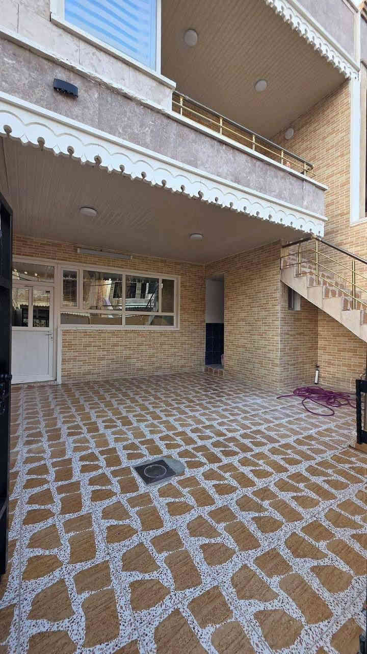 🔸سند طابو يتسجل بإسم اي عراقي
📍أربيل-بيت للبيع 5حساروك قرب شارع 120M شقق نوروز
➖مساحة 125M طابقين 
يتكون⤵️
➖3غرف نوم 
➖استقبال-صاله-مطبخ-مجموعه صحيات-كراج
***********
***********
***********
**********************
في حال لم يتوافق العقار مع رغبتكم او لم يكن بقدر امكانيتكم زوروا موقعنا على تلكرام للتصفح على اكثر عدد من العقارات المتوفرة•https://t.me/miran_48
