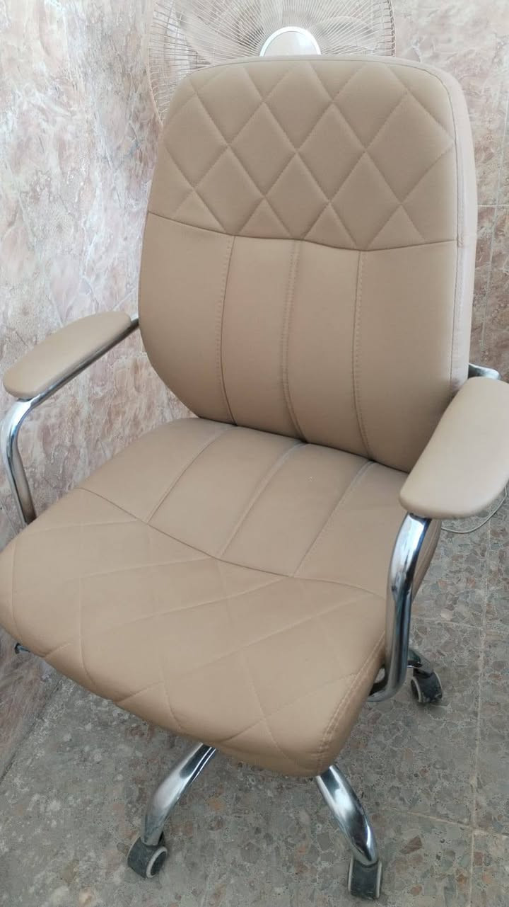 اقراض مكتب للبيع استخدام شهرين ابيع كلهن سوا السعر 475رقم ***********
